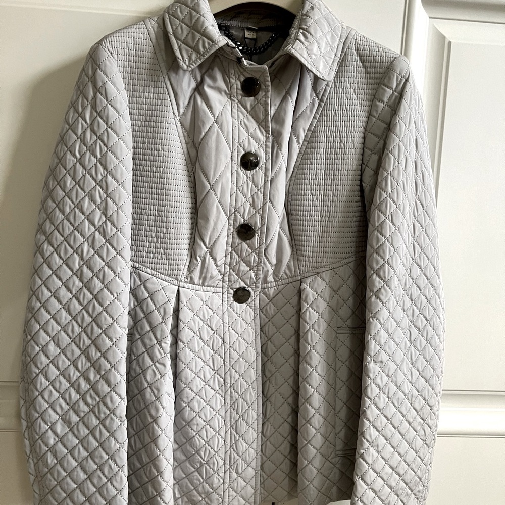 Brand- new Burberry jacket with tag, size 6, light grey